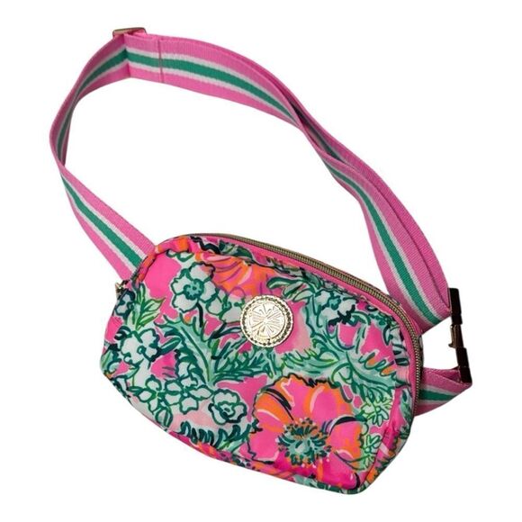 Lilly Pulitzer Handbags - Lilly Pulitzer Jeanie Belt Bag In Soleil Pink Perfect Poppy. New Without Tag.